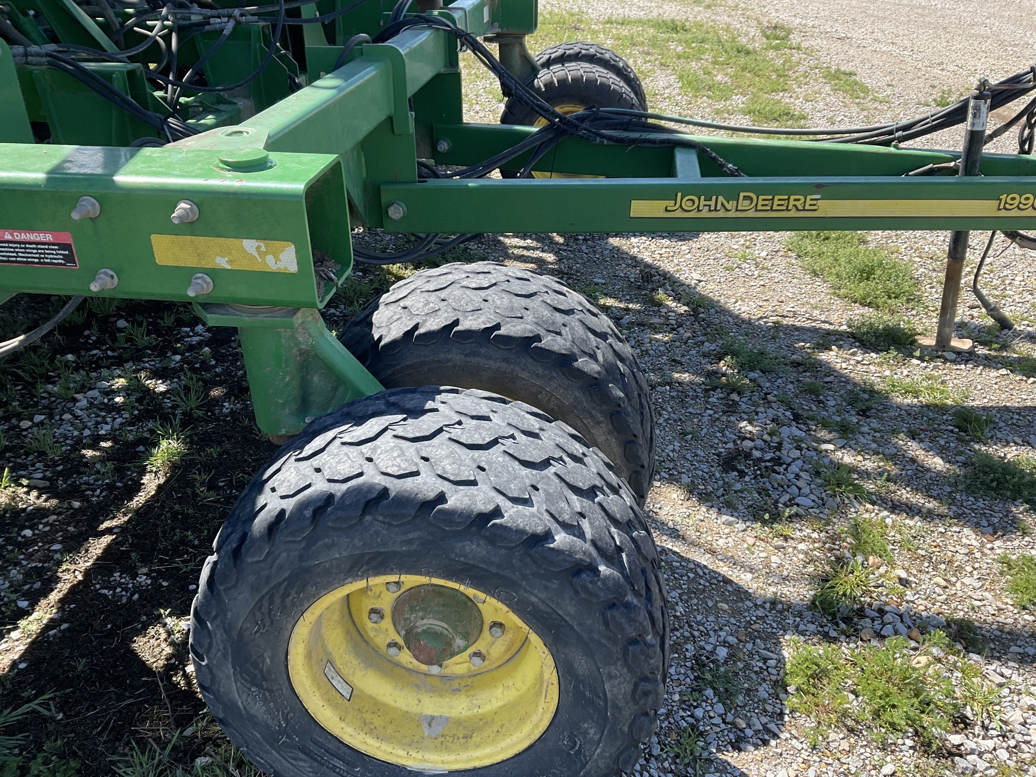 2012 John Deere 1990 Air Seeder