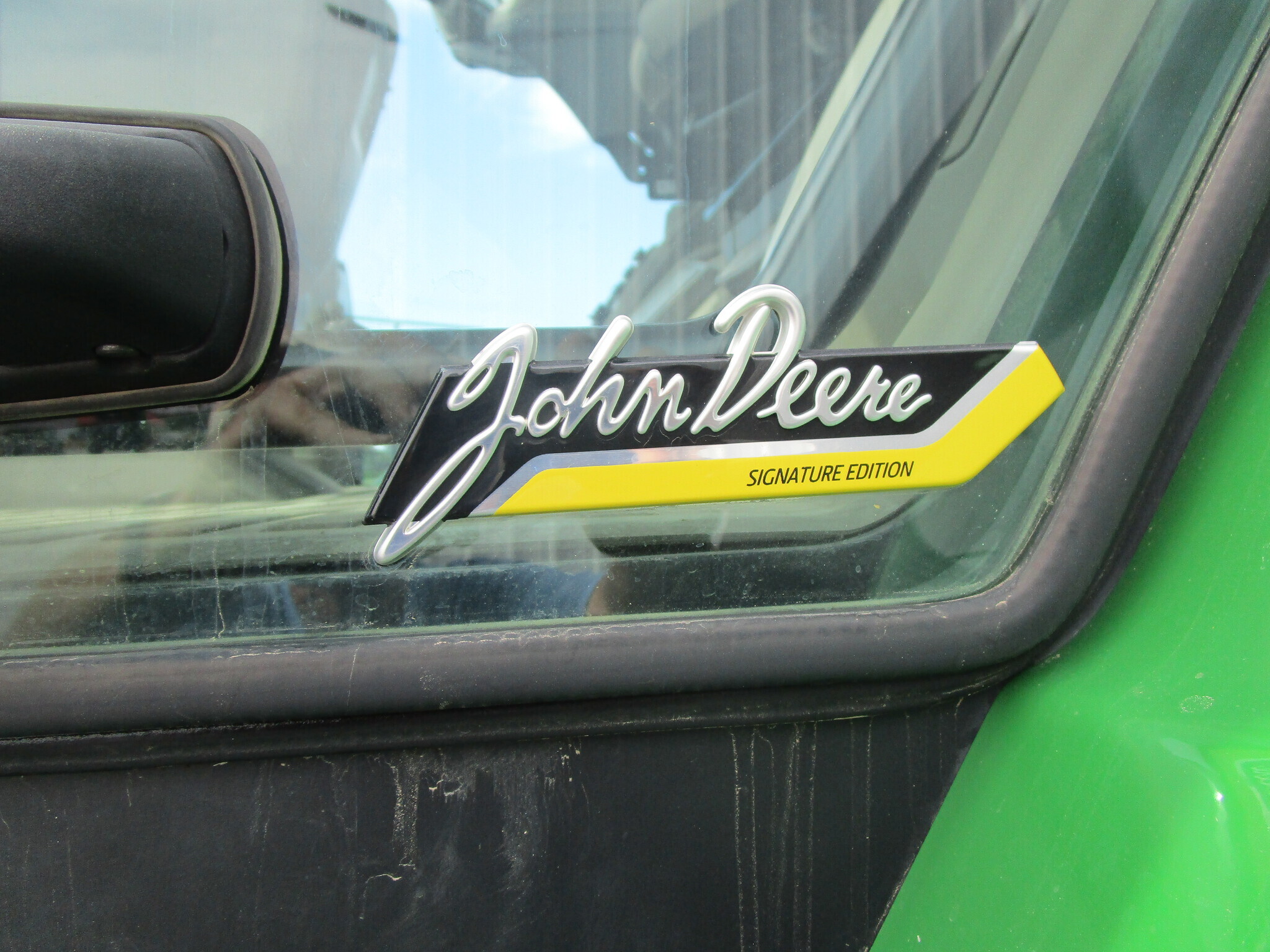 2021 John Deere 8R 280 Tractor