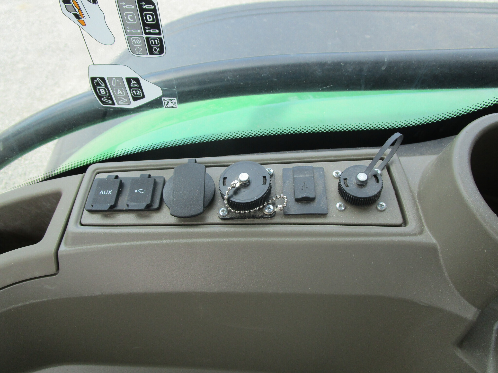 2021 John Deere 8R 280 Tractor