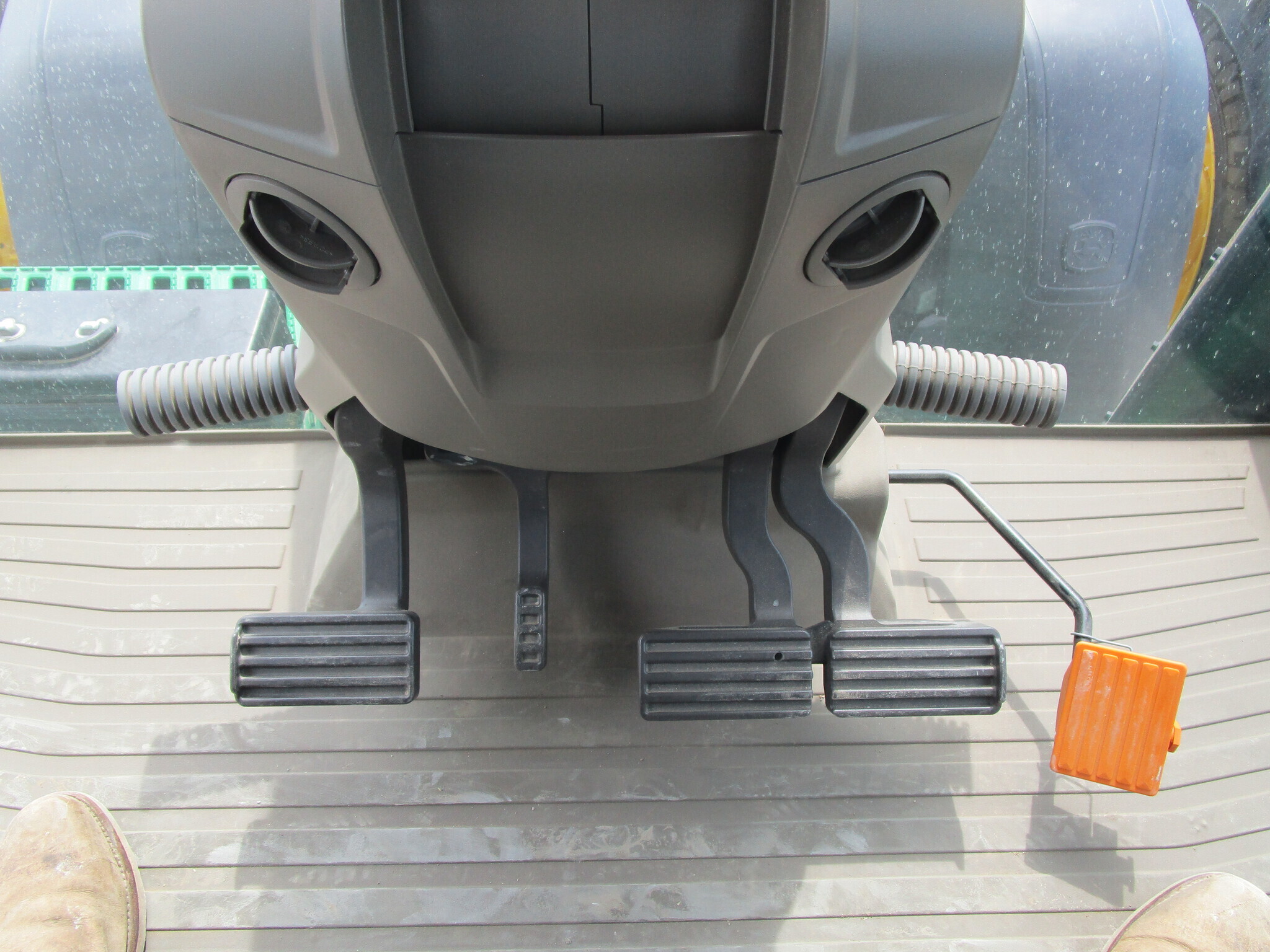 2021 John Deere 8R 280 Tractor