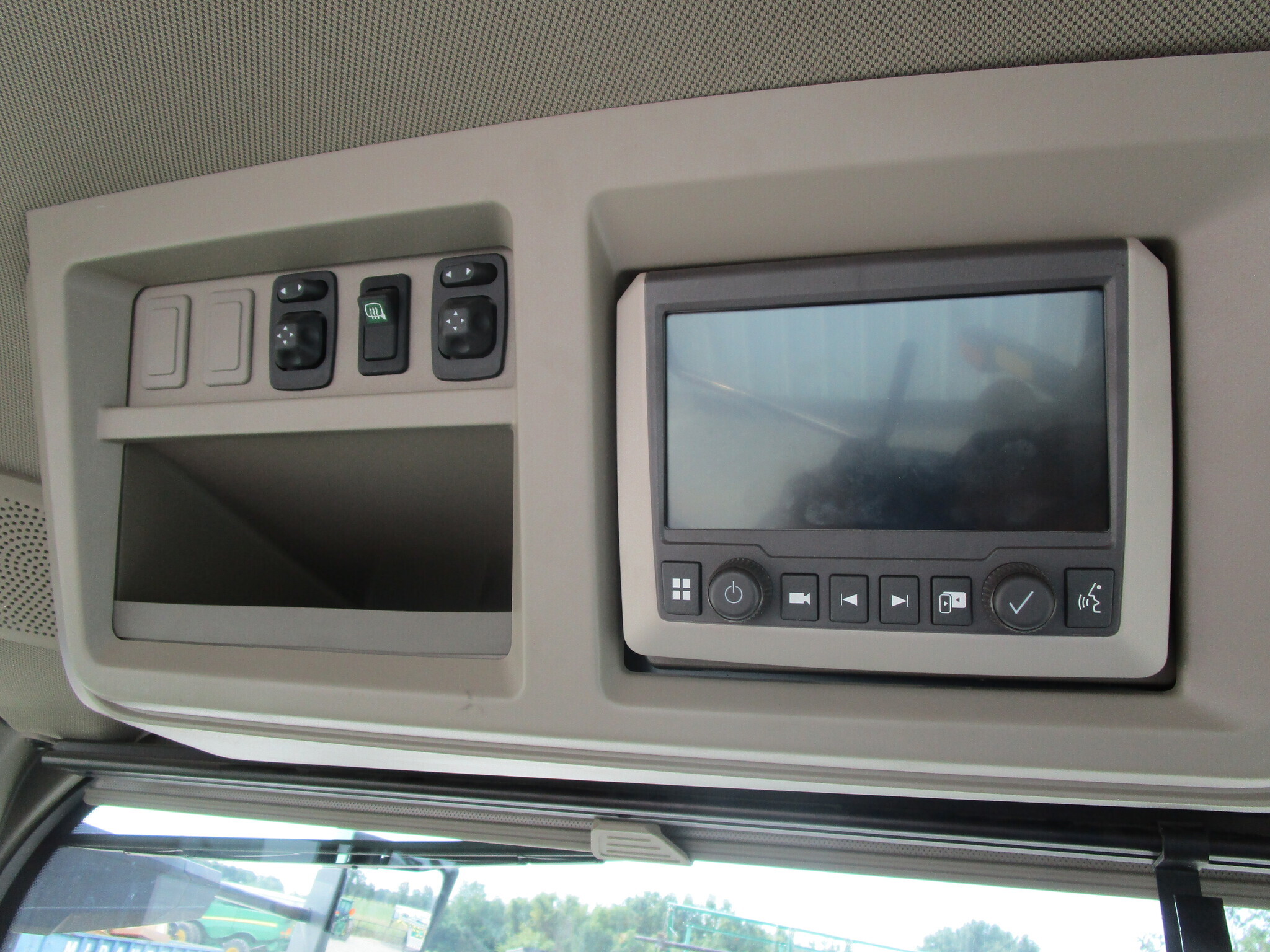 2021 John Deere 8R 280 Tractor