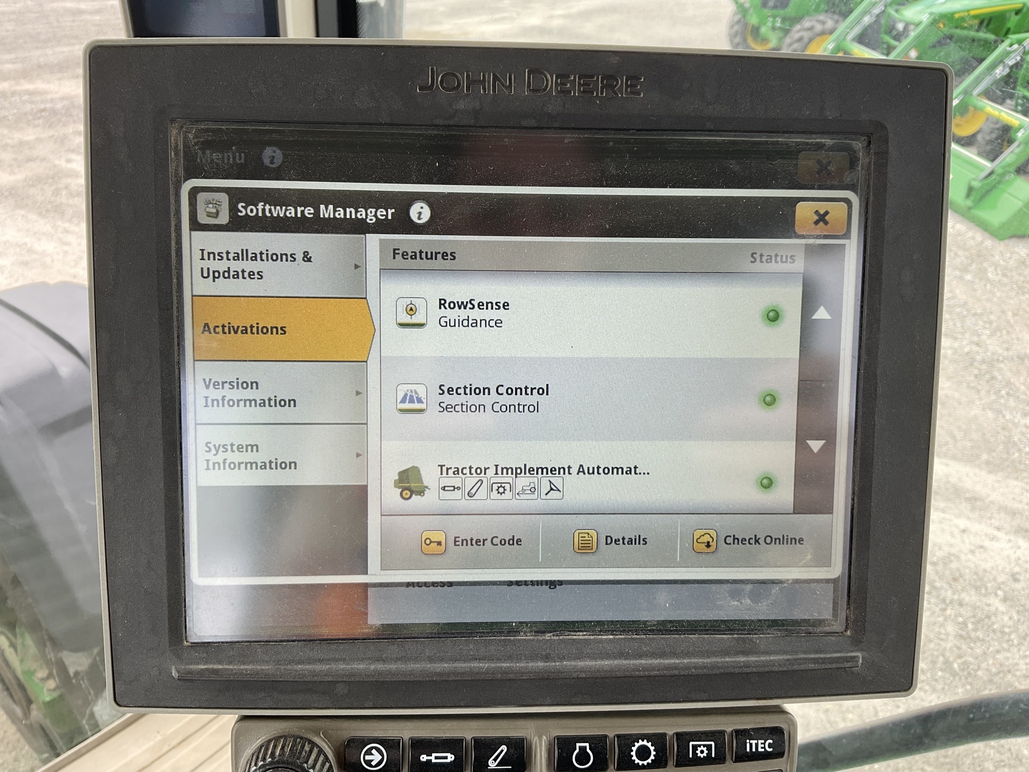 2022 John Deere 8RX 340 Tractor