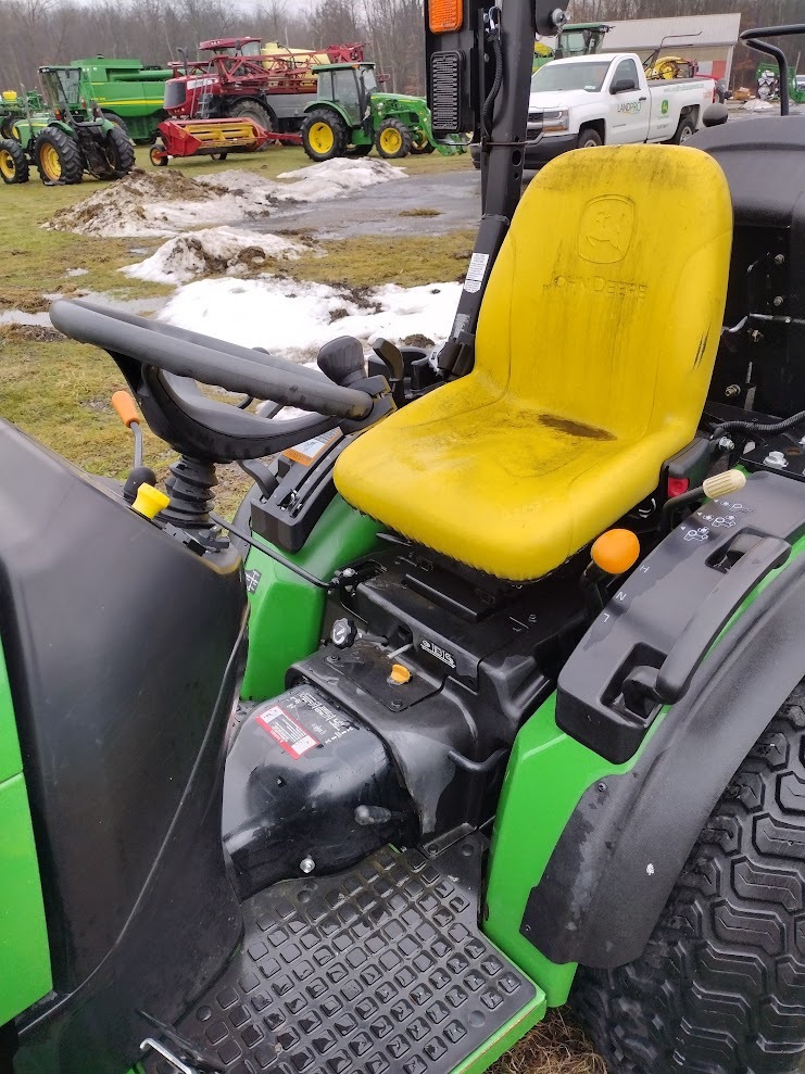 2015 John Deere 2032R Tractor 24,700 Machinery Pete