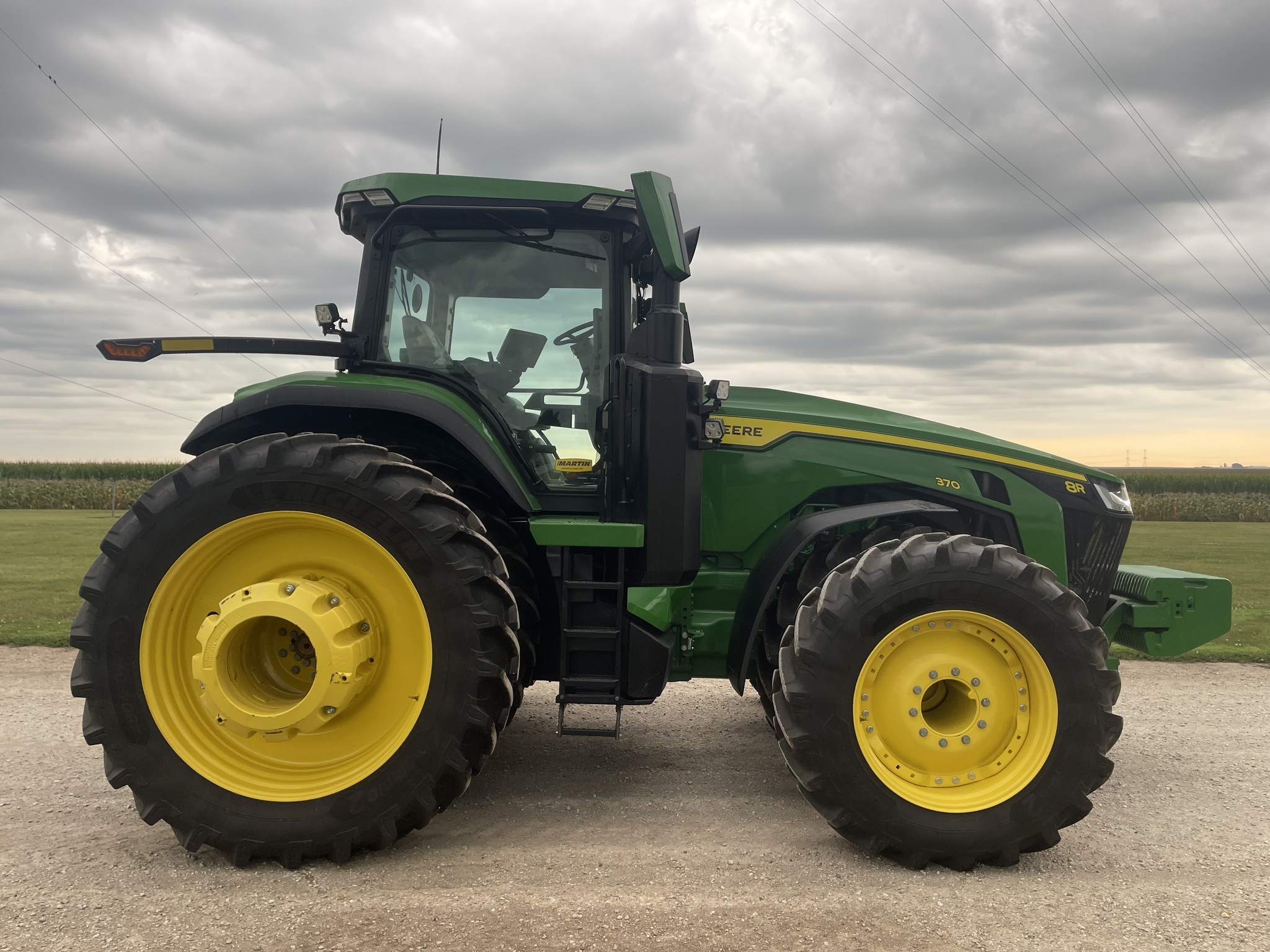 2023 John Deere 8R 370 Tractor