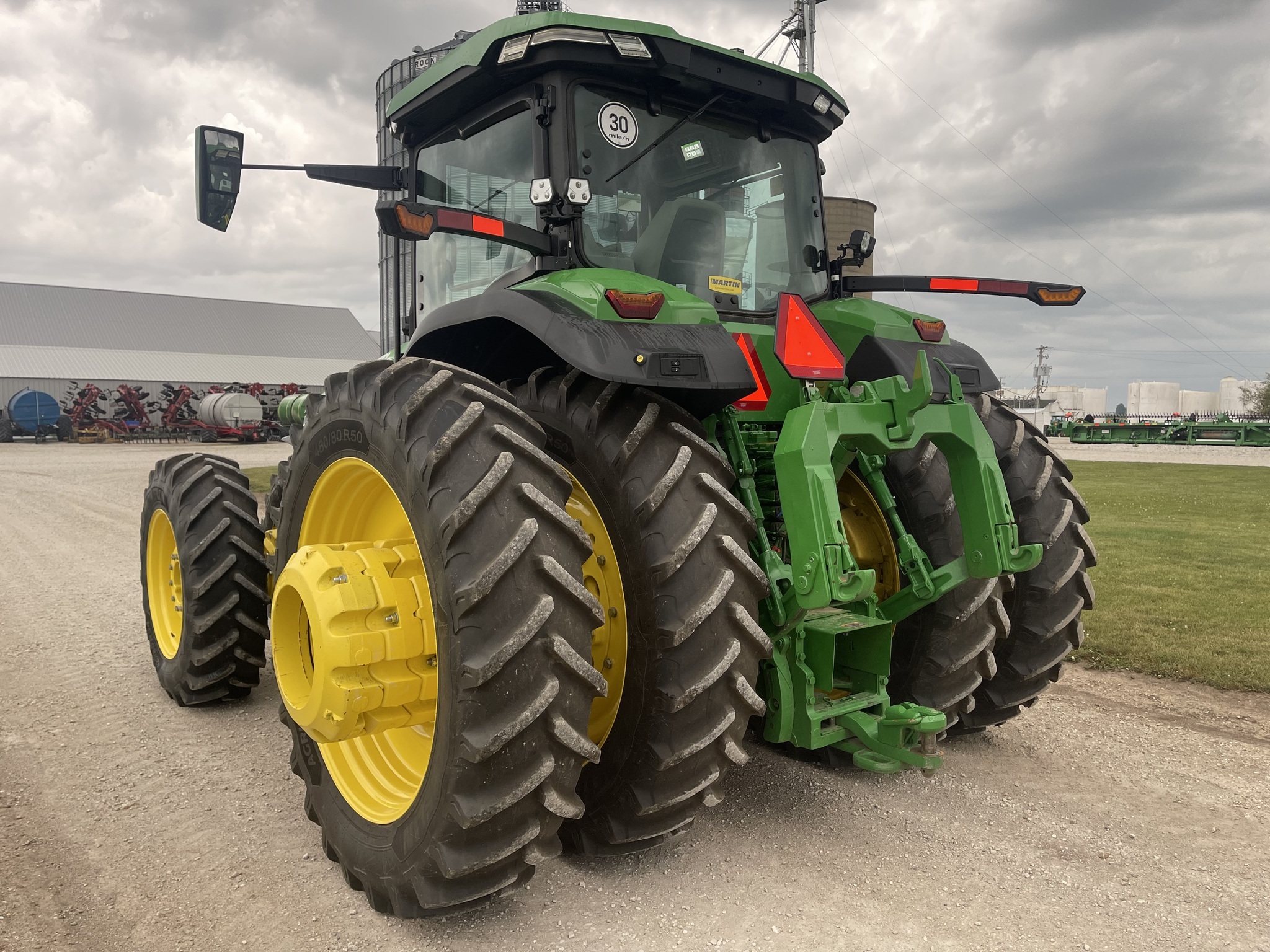 2023 John Deere 8R 370 Tractor