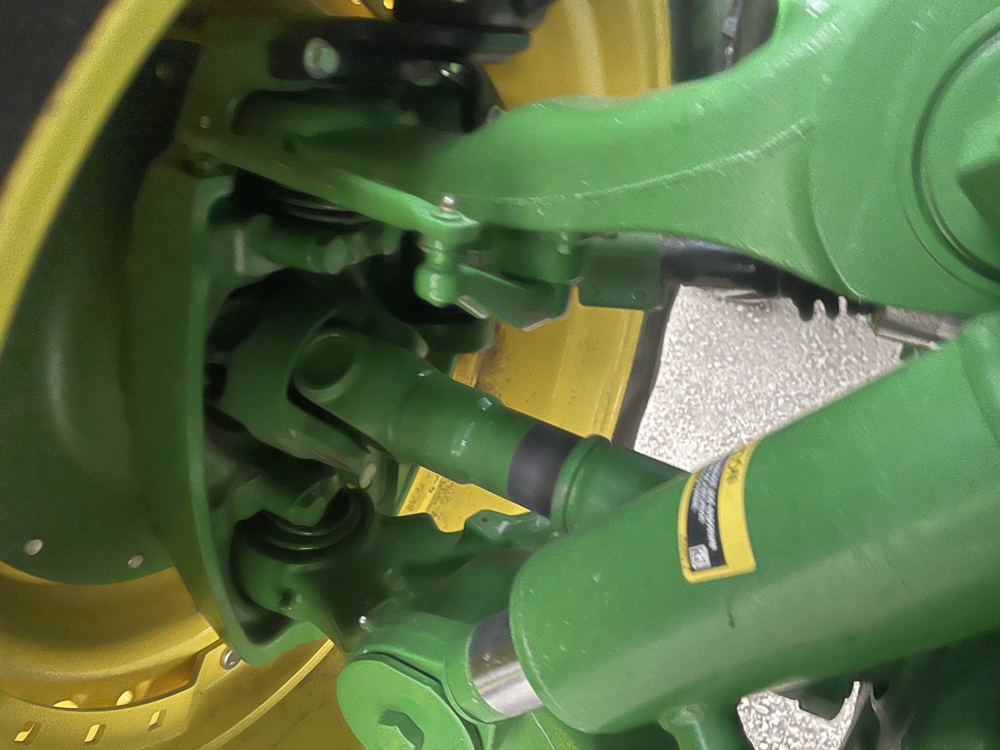 2023 John Deere 8R 370 Tractor