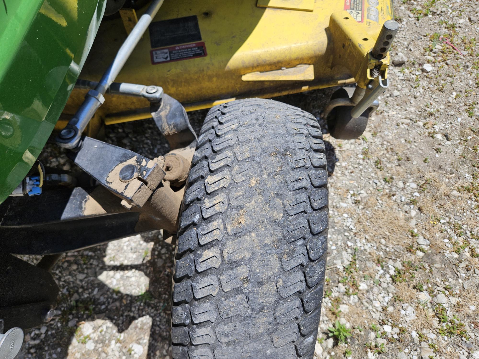 2015 John Deere X734 Lawn Mower