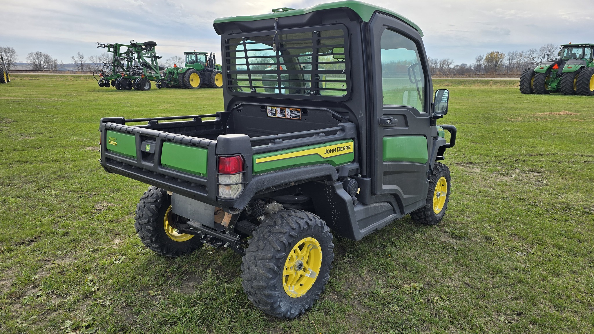 2021 John Deere XUV835R ATVs and Utility Vehicle