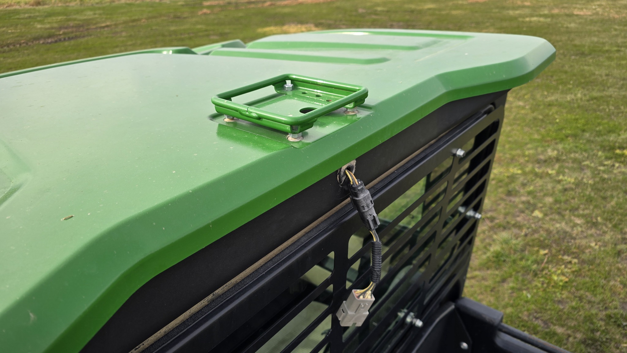 2021 John Deere XUV835R ATVs and Utility Vehicle