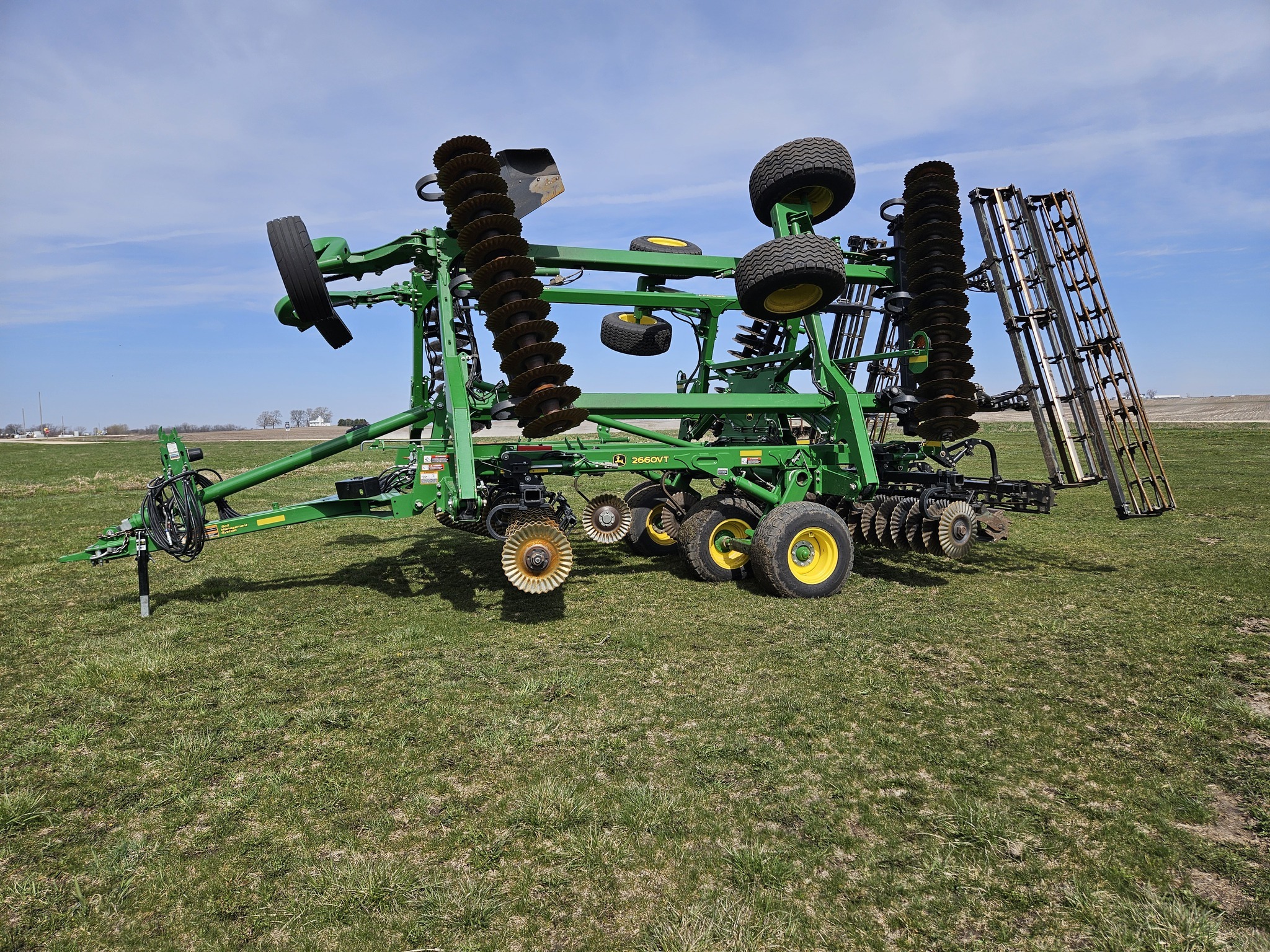 2019 John Deere 2660VT Vertical Tillage