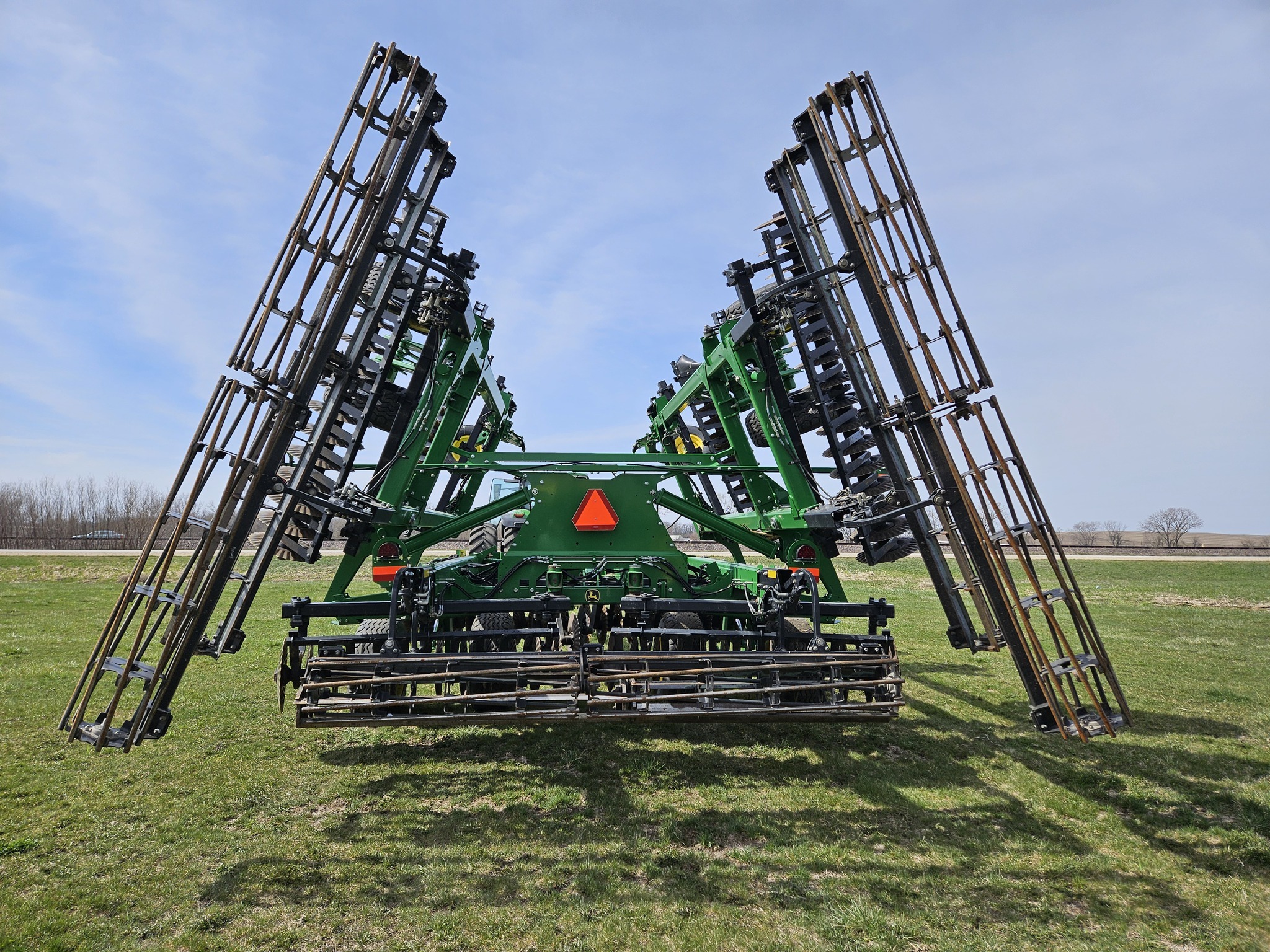 2019 John Deere 2660VT Vertical Tillage