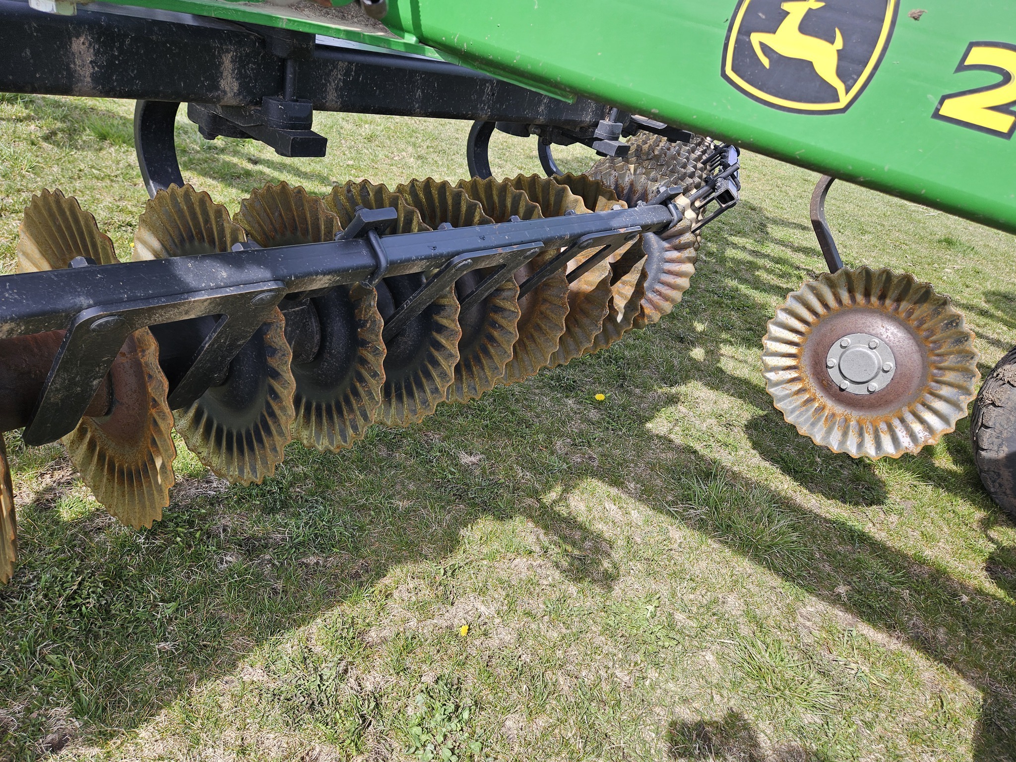 2019 John Deere 2660VT Vertical Tillage