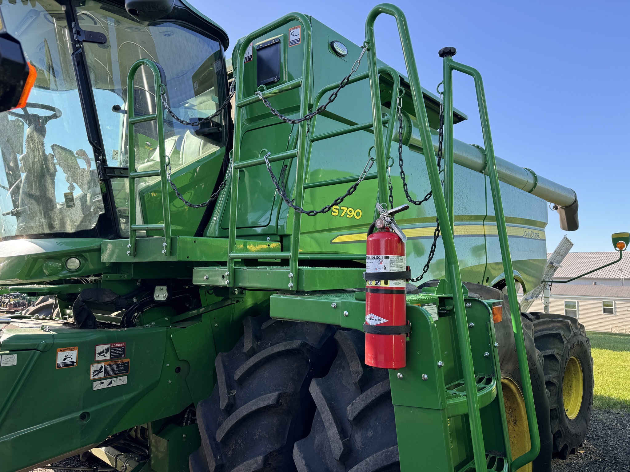 2023 John Deere S790 Combine