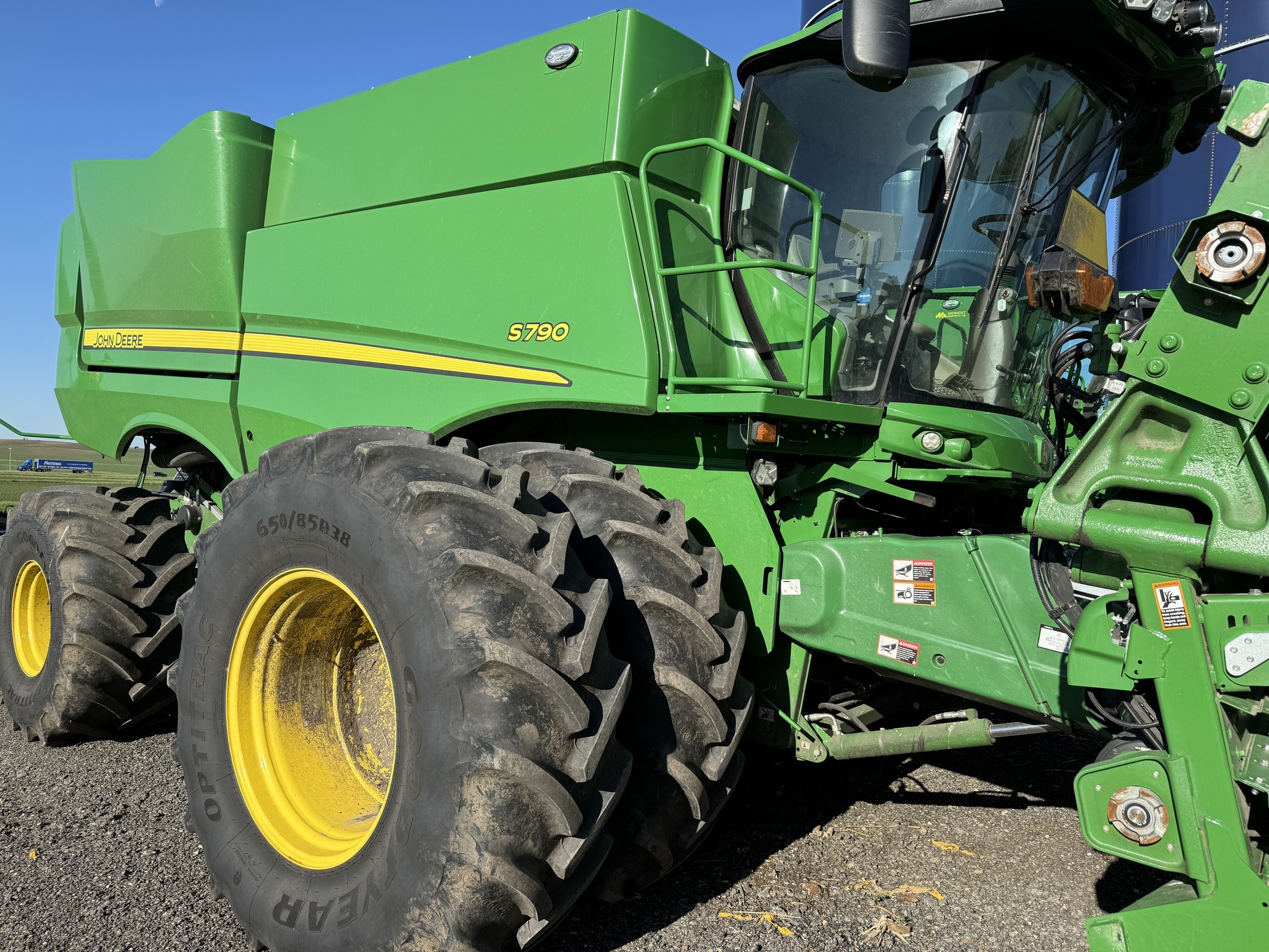 2023 John Deere S790 Combine