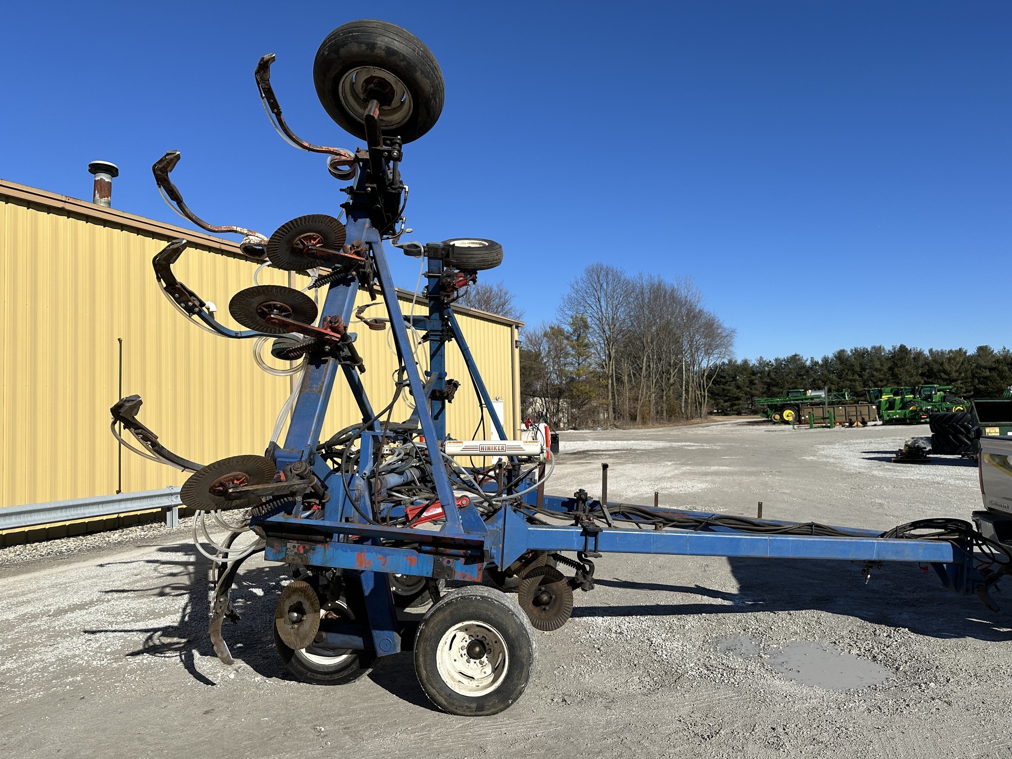  DMI 13 Shank Chisel Plow