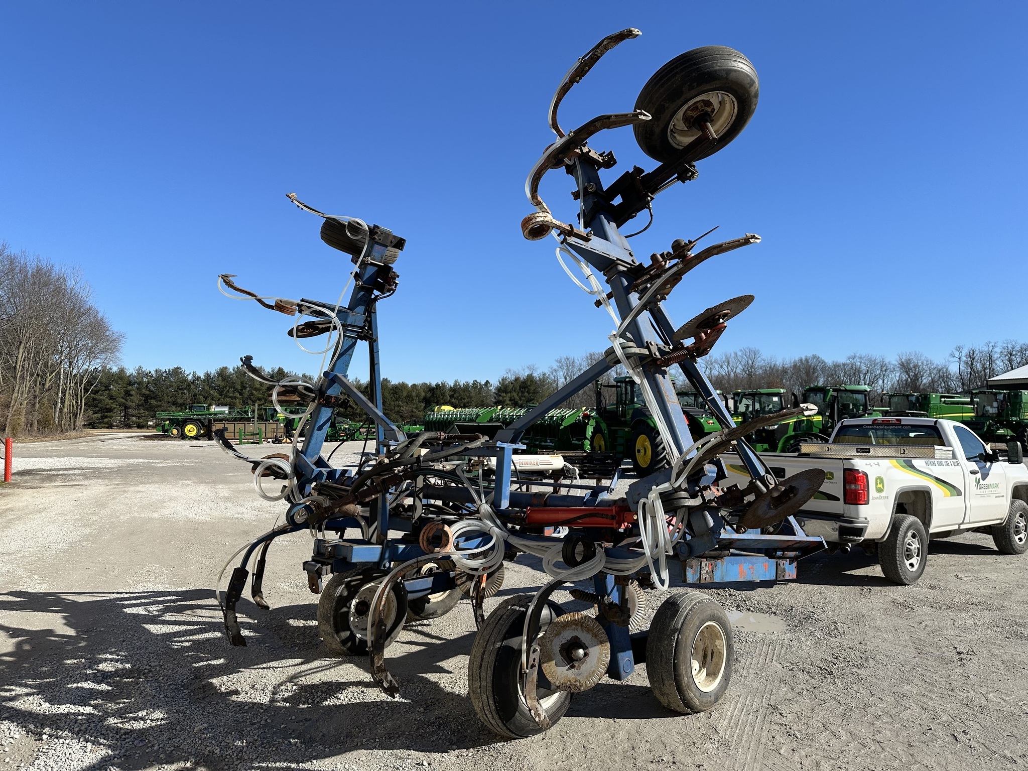  DMI 13 Shank Chisel Plow