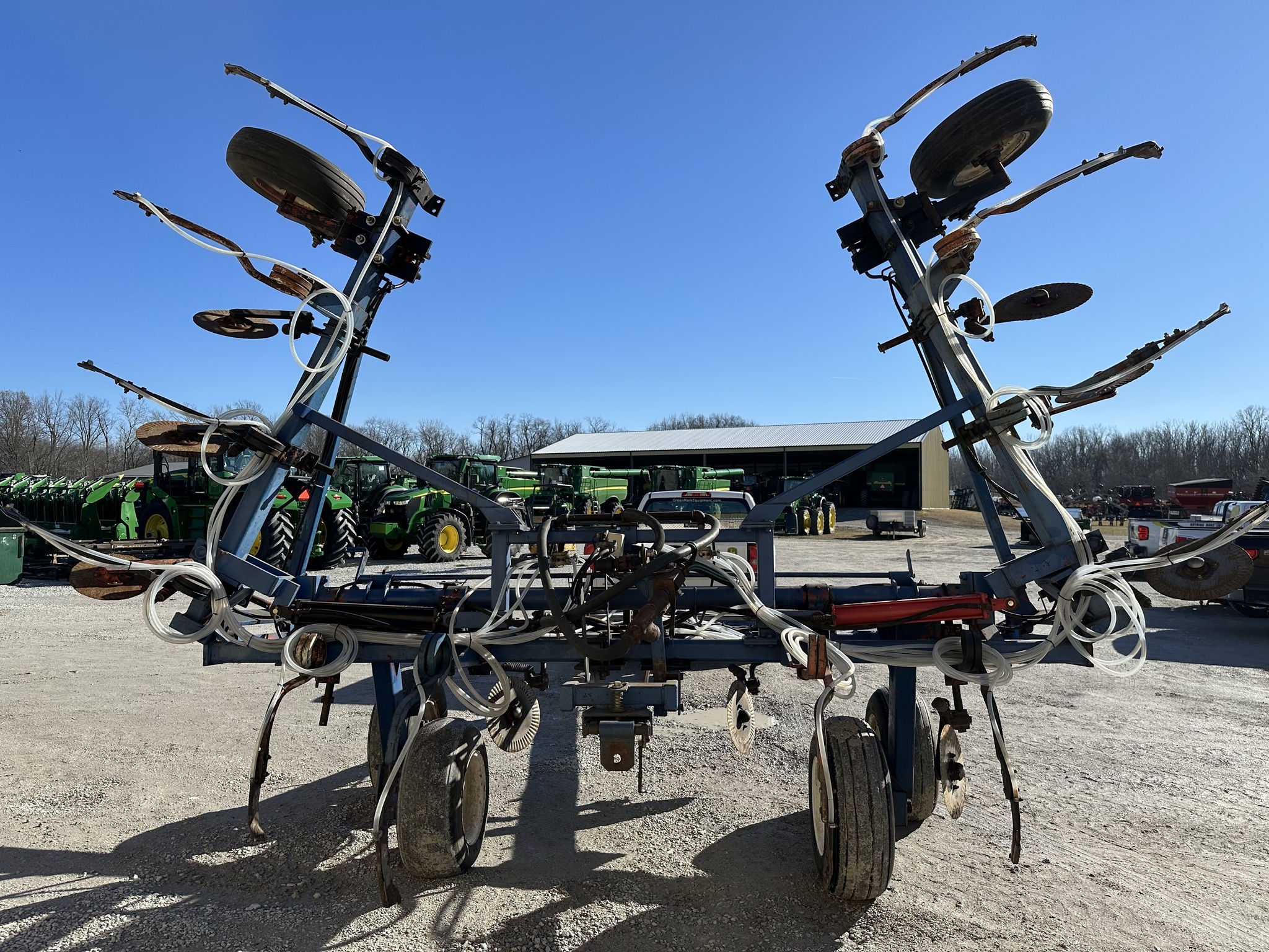  DMI 13 Shank Chisel Plow