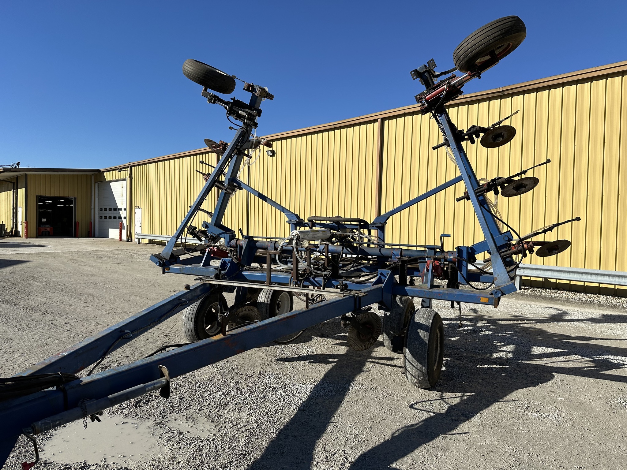  DMI 13 Shank Chisel Plow