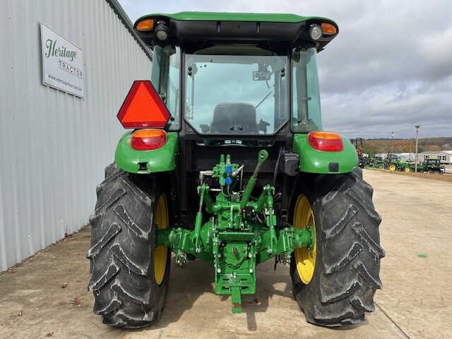 2022 John Deere 5090E Tractor