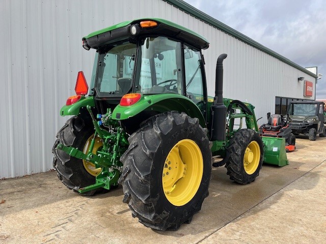 2022 John Deere 5090E Tractor