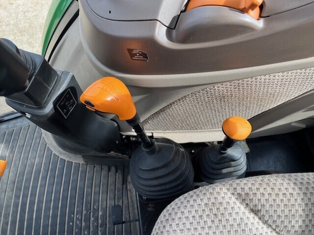 2022 John Deere 5090E Tractor