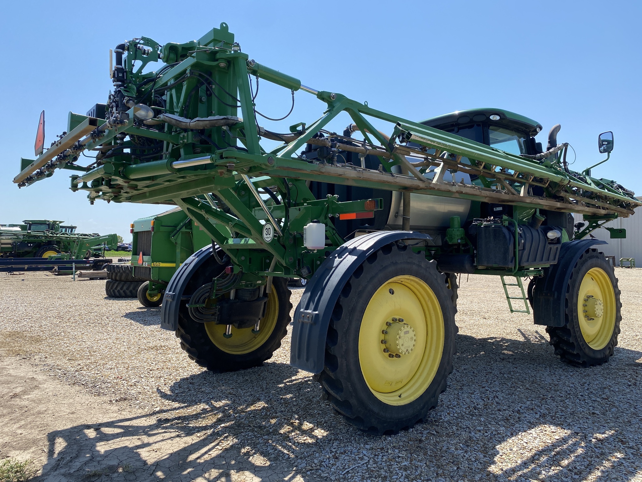2017 John Deere R4030 Self-Propelled Sprayer
