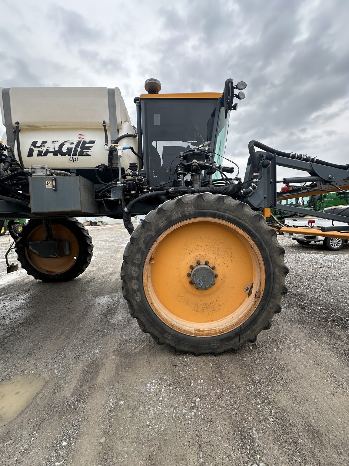2008 Hagie STS10 Self-Propelled Sprayer