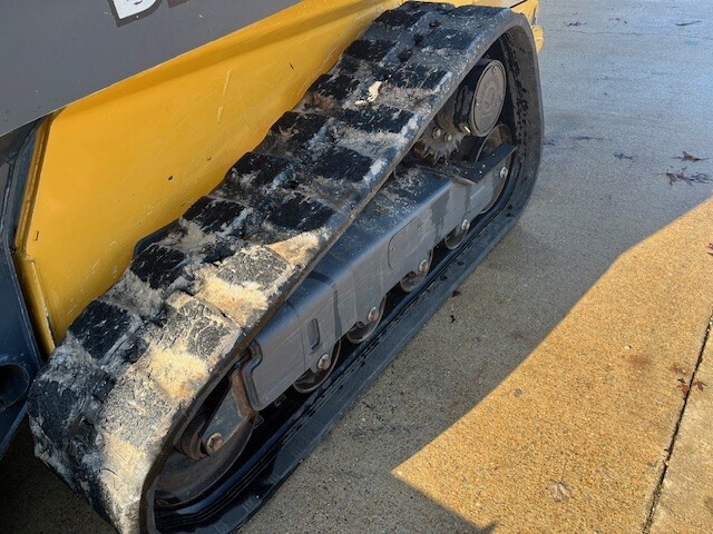 2023 Deere 325G Skid Steer