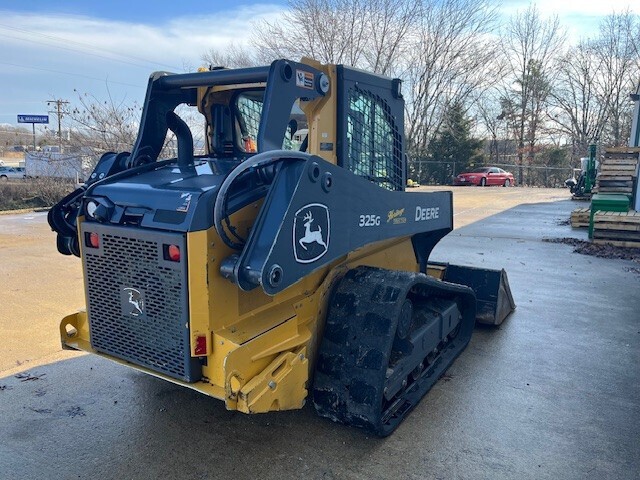 2023 Deere 325G Skid Steer