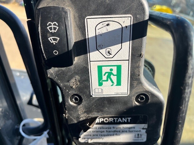 2023 Deere 325G Skid Steer