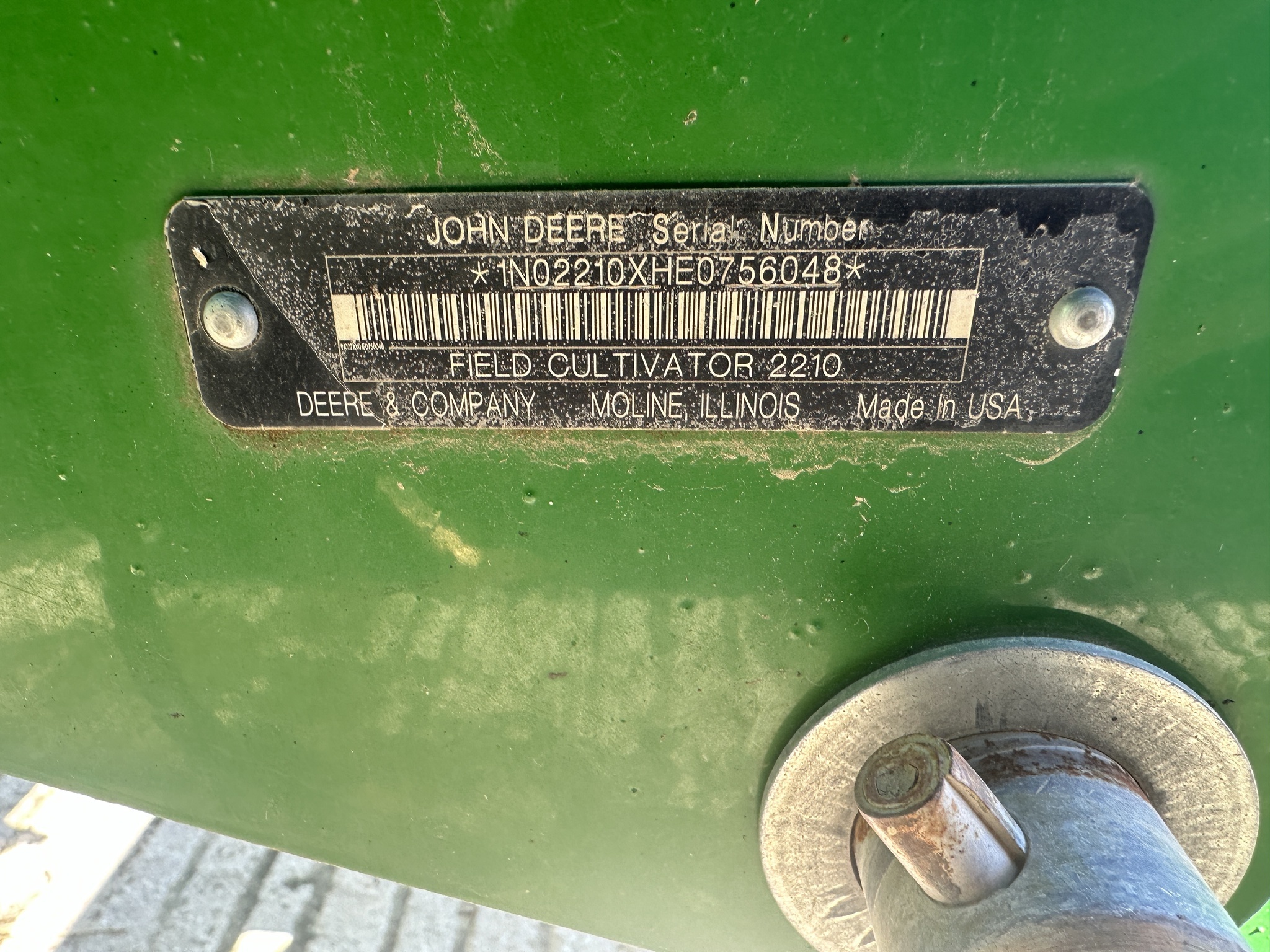 2014 John Deere 2210 Field Cultivator