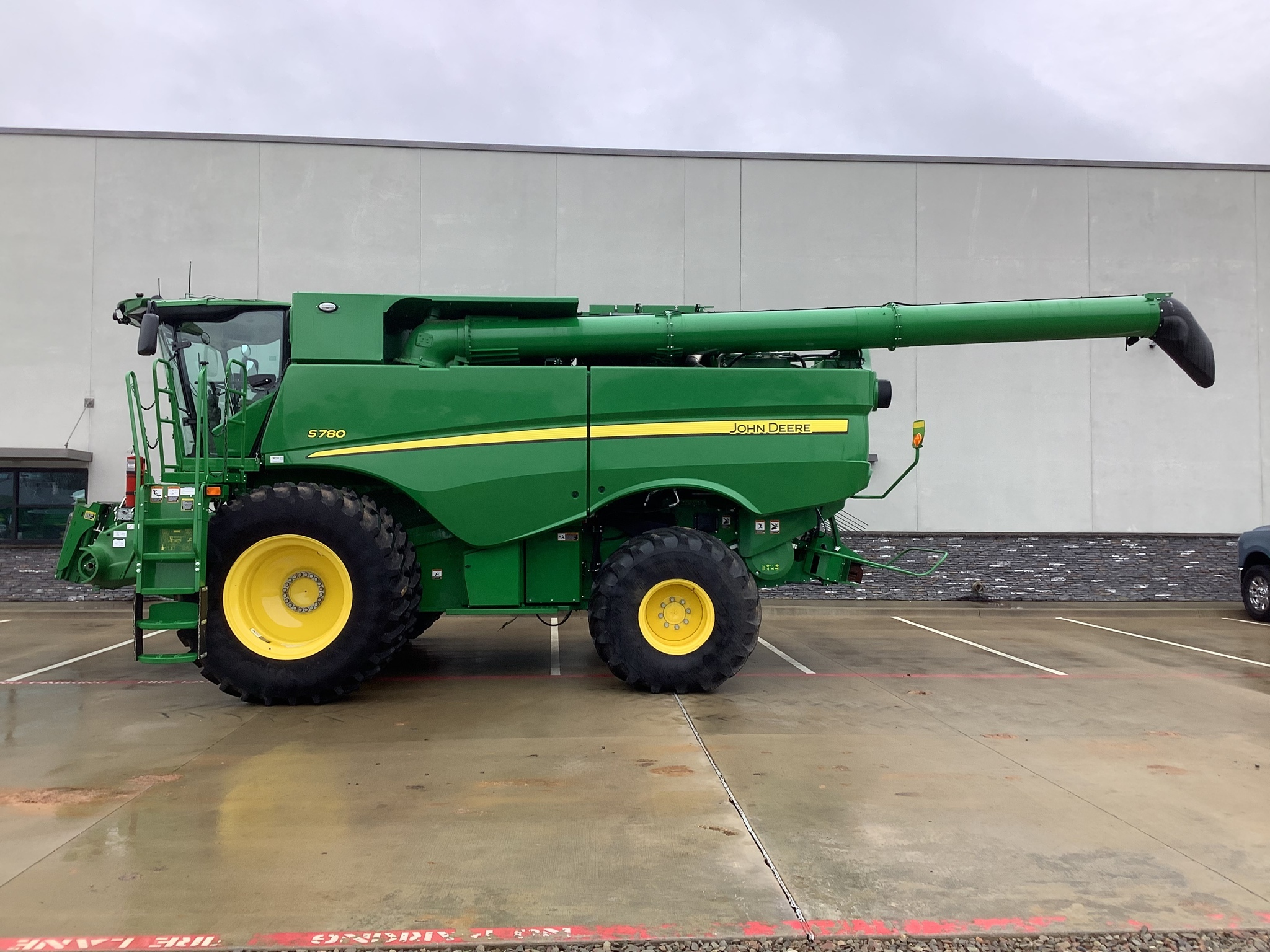 2024 John Deere S780 Combine
