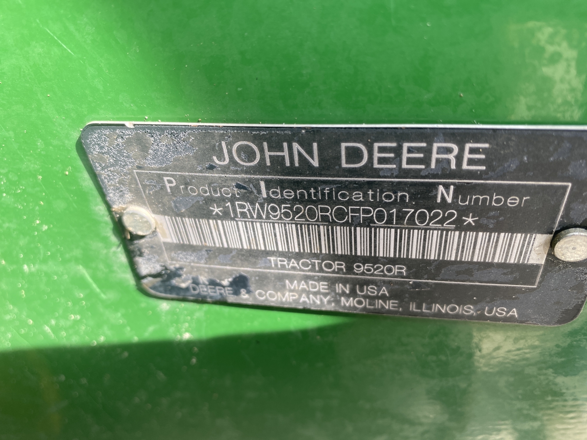 2015 John Deere 9520R Tractor
