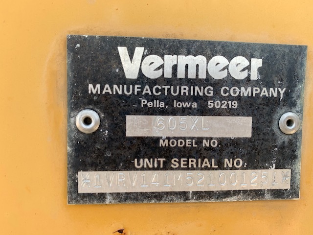 2001 Vermeer 605XL Round Baler