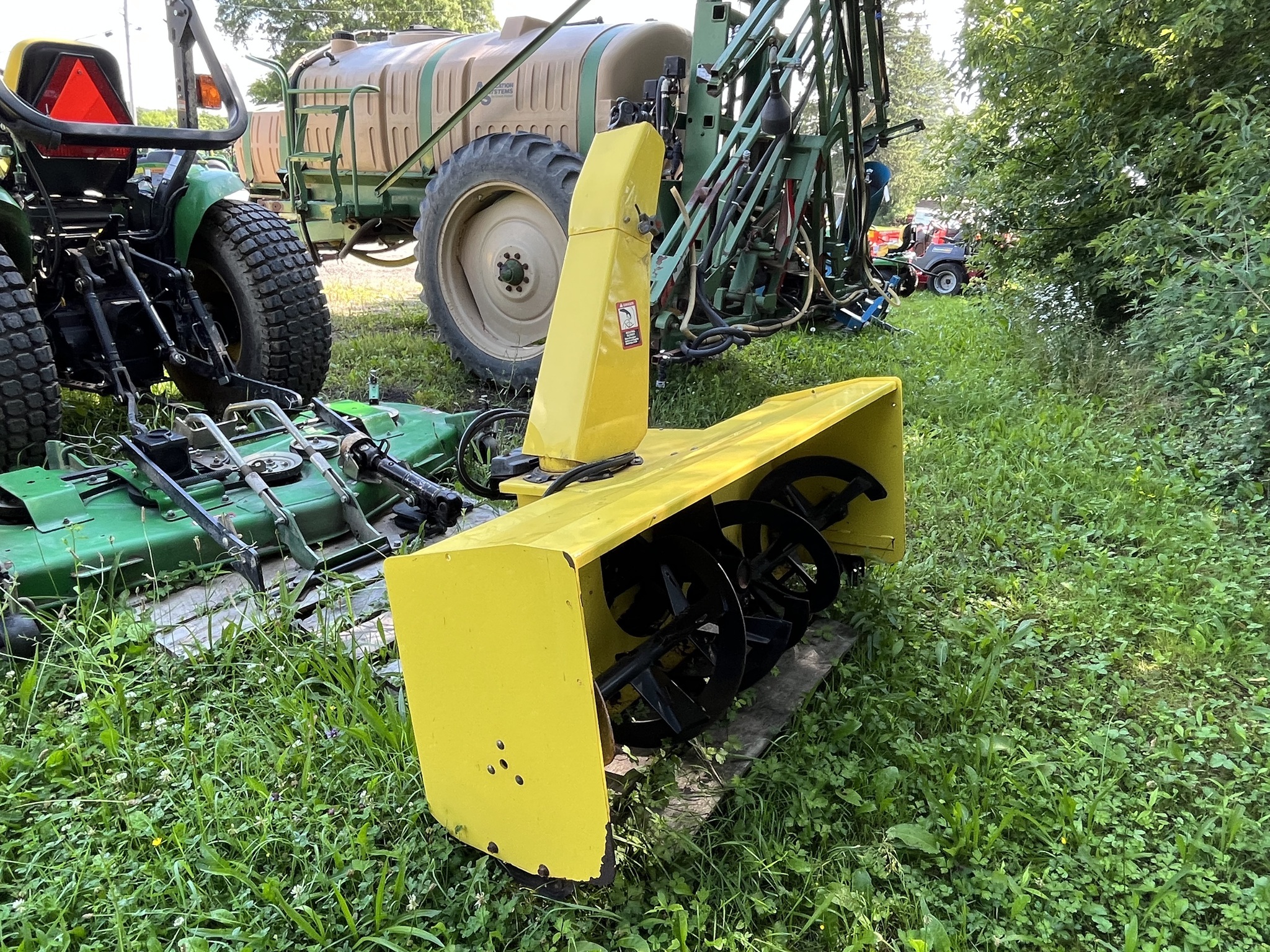2012 John Deere 3720 Tractor