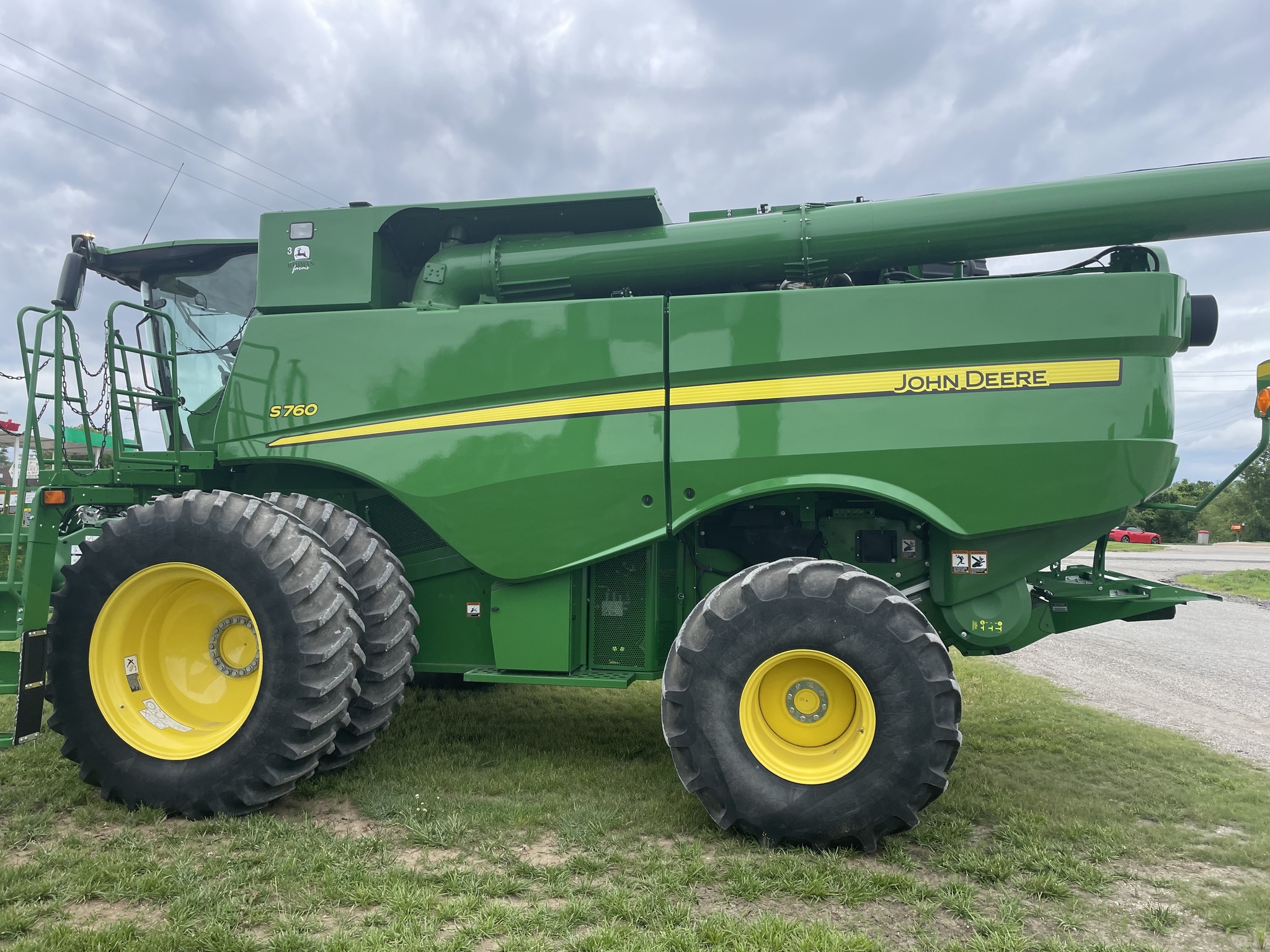 2021 John Deere S760 Combine