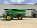 2023 John Deere S780 Combine