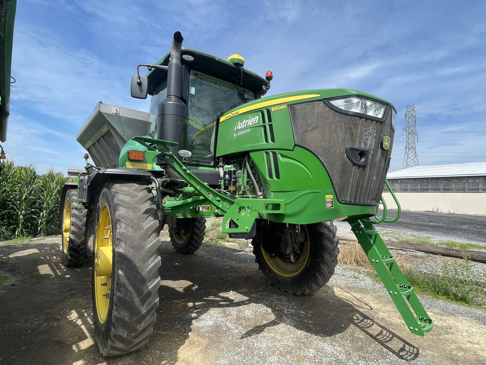 2018 John Deere R4045 Self-Propelled Sprayer