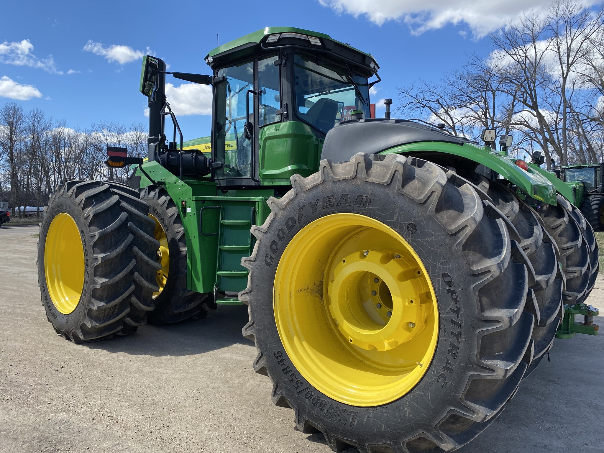 2023 John Deere 9R 640 Tractor