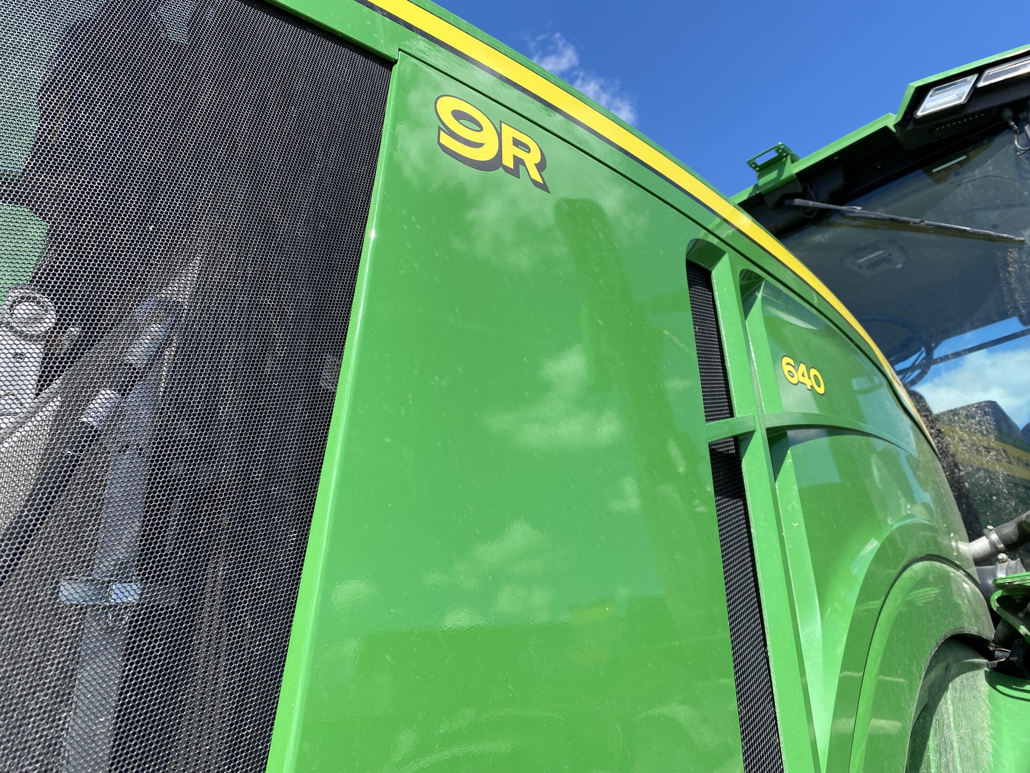 2023 John Deere 9R 640 Tractor