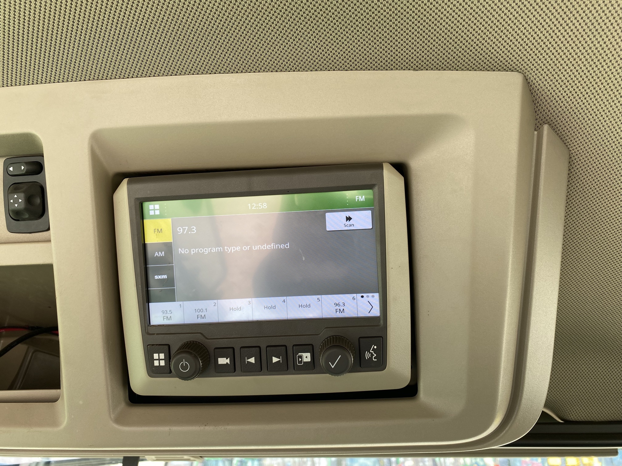 2023 John Deere 9R 640 Tractor