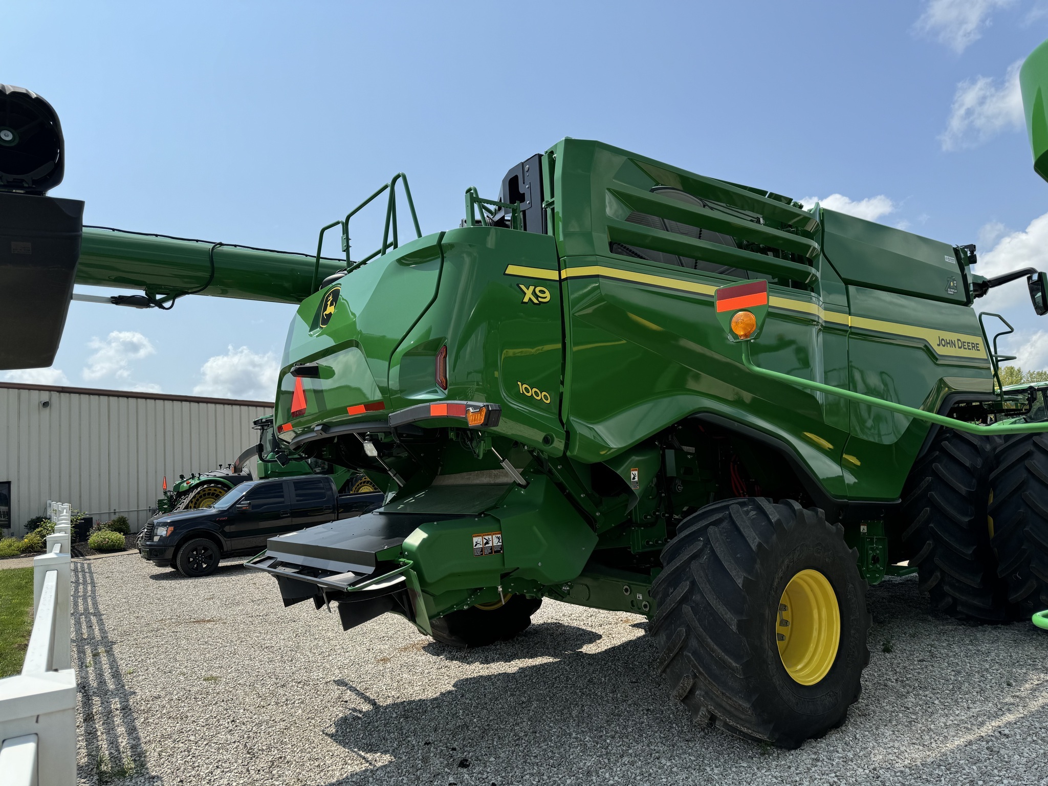 2022 John Deere X9 1000 Combine