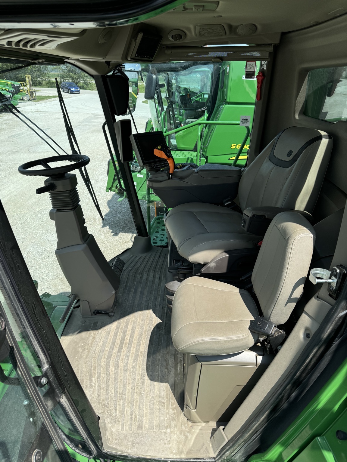 2022 John Deere X9 1000 Combine