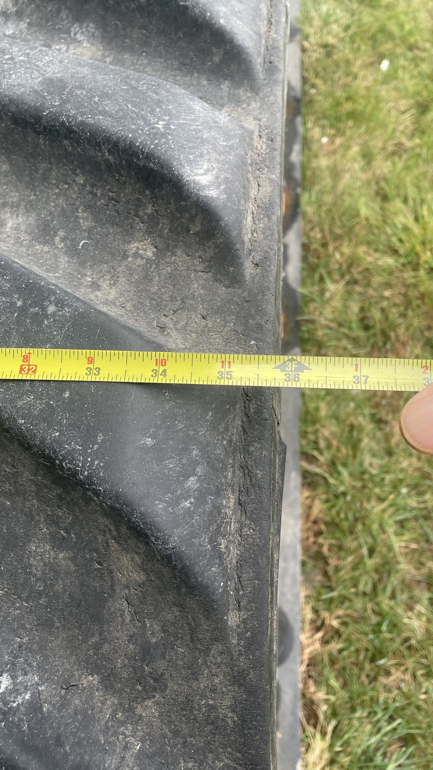 2010 J&M 1325-20S Grain Cart