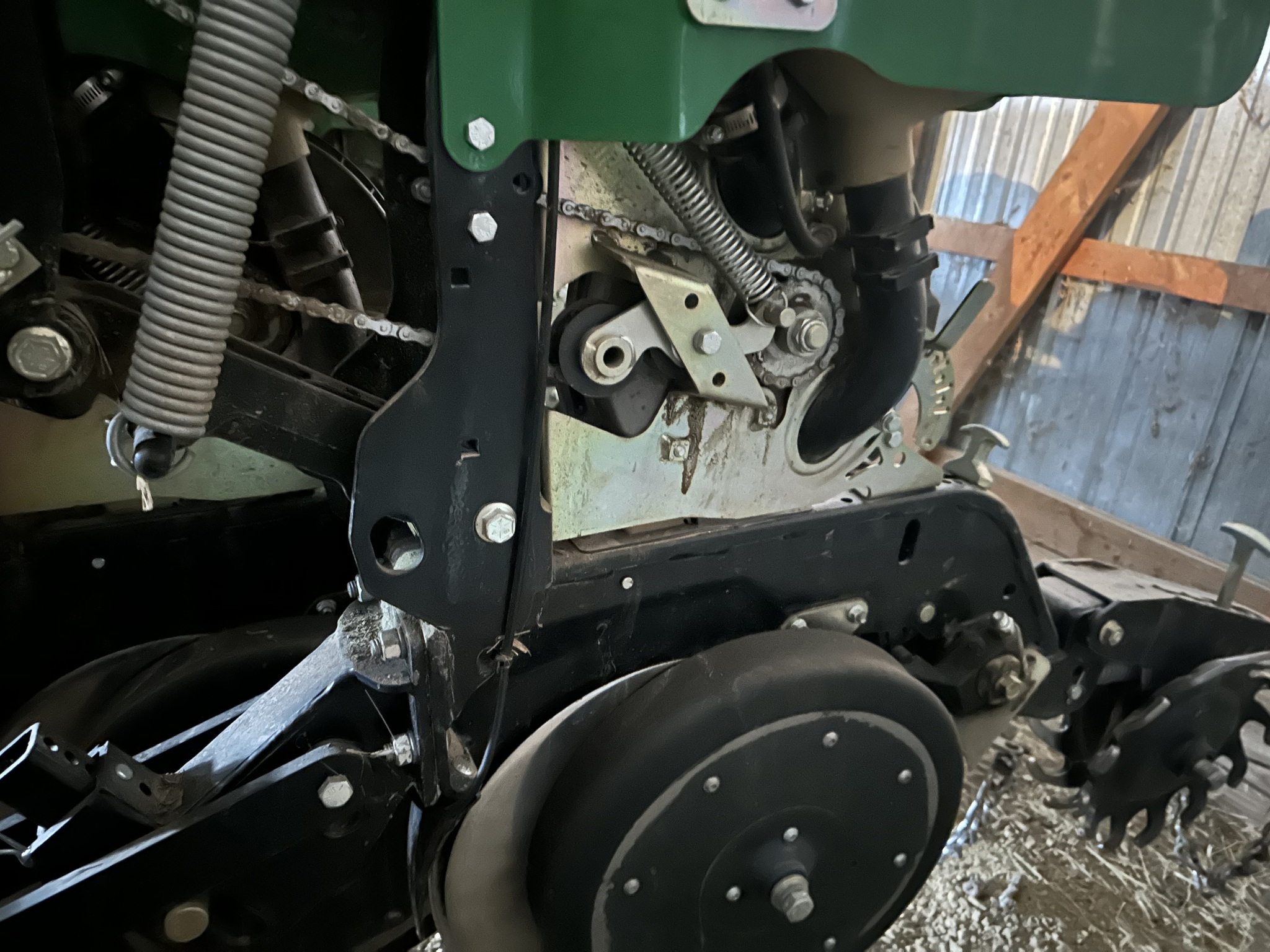 2010 Great Plains YP825A Planter