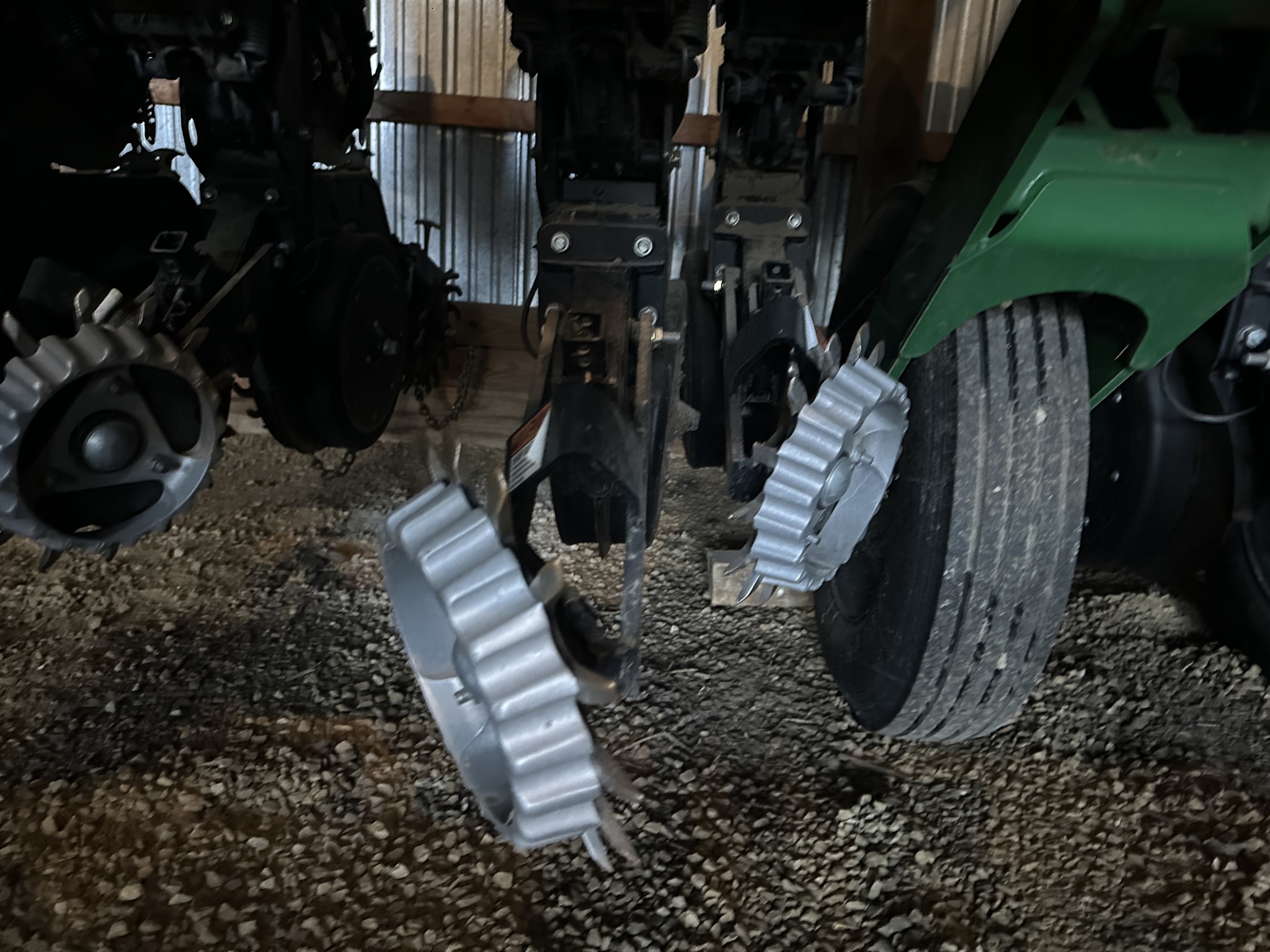 2010 Great Plains YP825A Planter