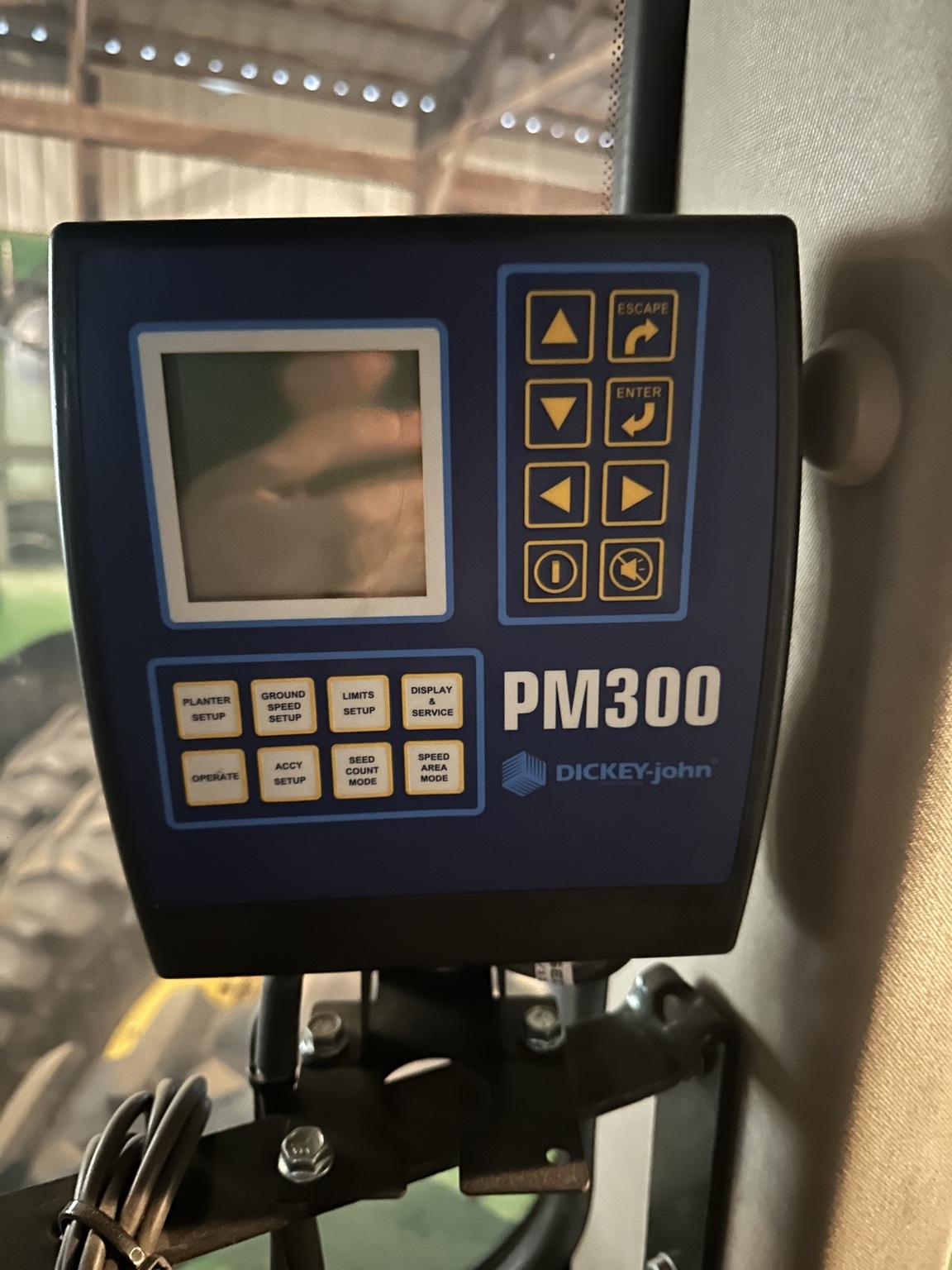 2010 Great Plains YP825A Planter