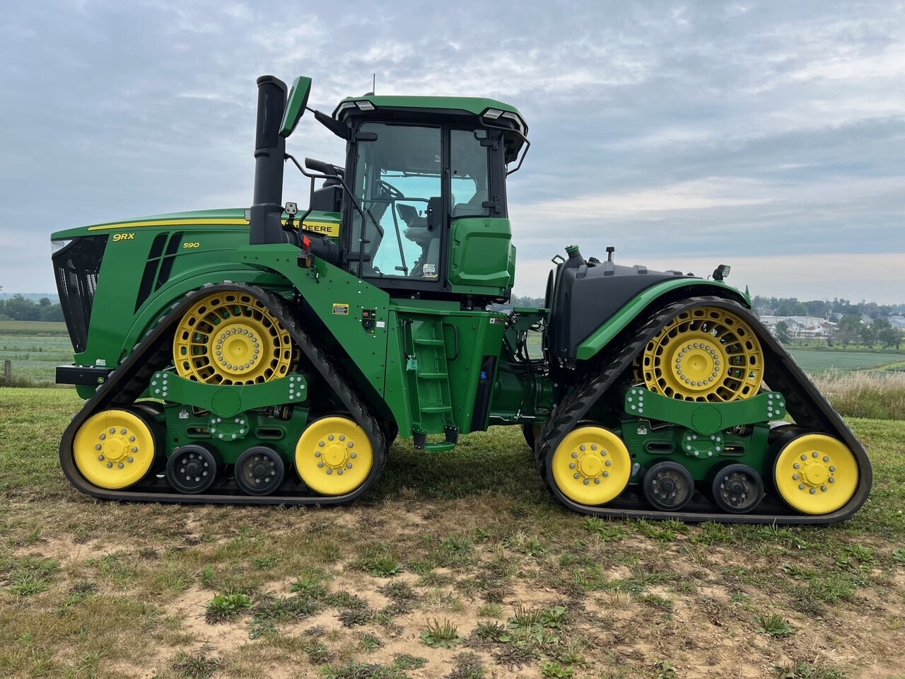 2023 John Deere 9RX 590 Tractor