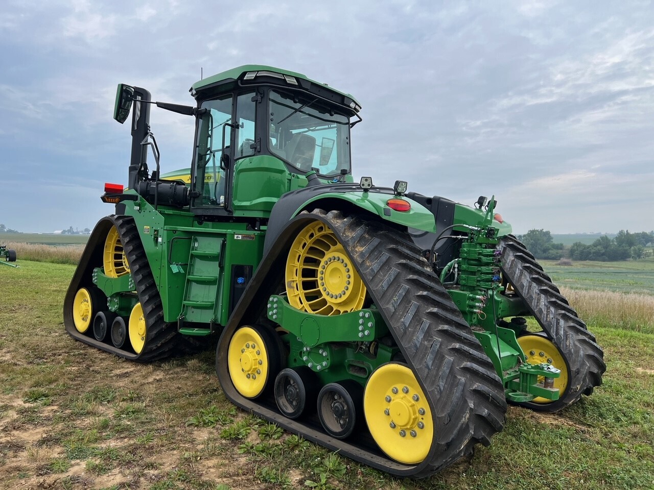 2023 John Deere 9RX 590 Tractor