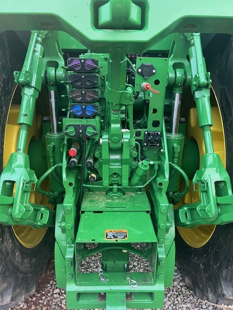 2023 John Deere 8R 370 Tractor